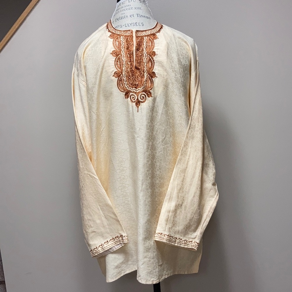 Kenyan lg. Handmade african tribal Agbada set